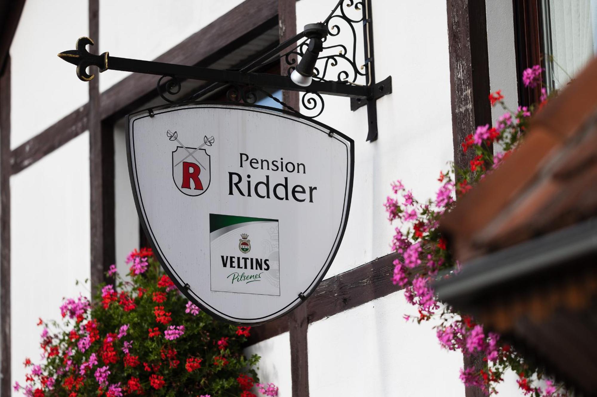 Pension Ridder Marienmünster Exteriör bild